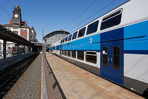 Jednotka CityElefant na pražském hlavním nádraží