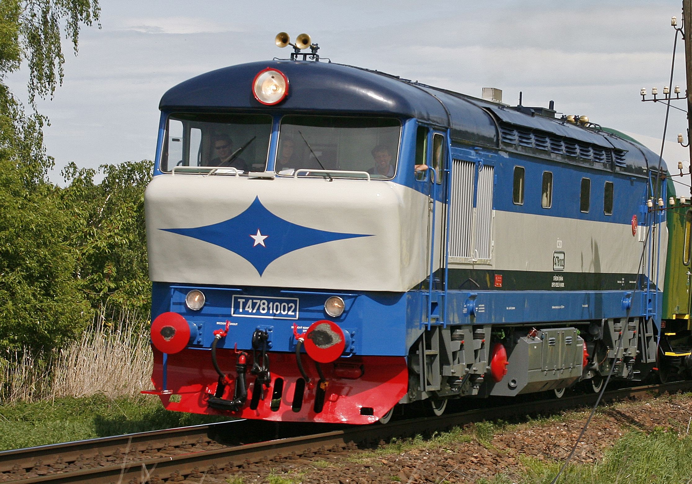 Zvláštní vlak poveze motorová lokomotiva Bardotka