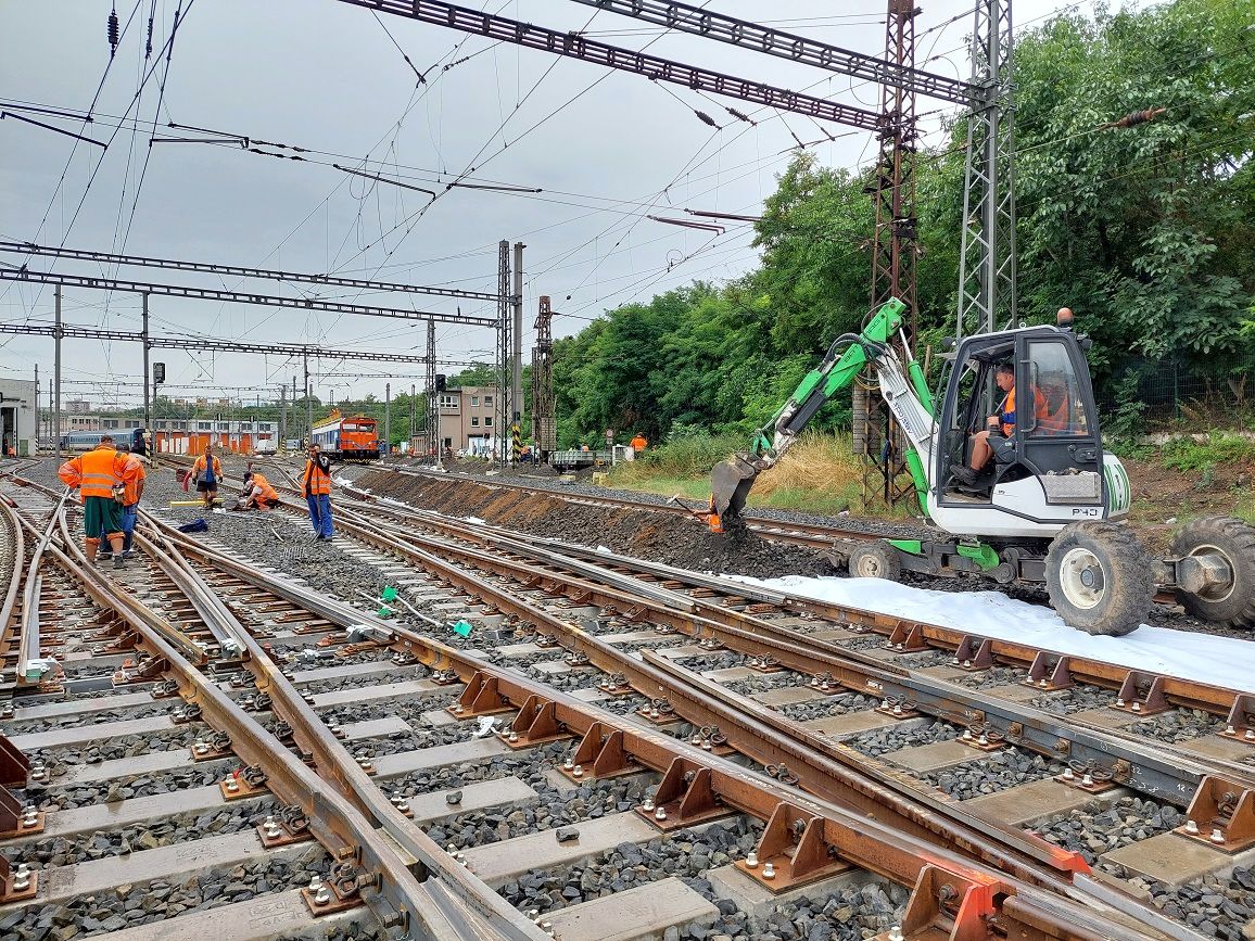 Renewal of the track system at the Prague South Maintenance Center.