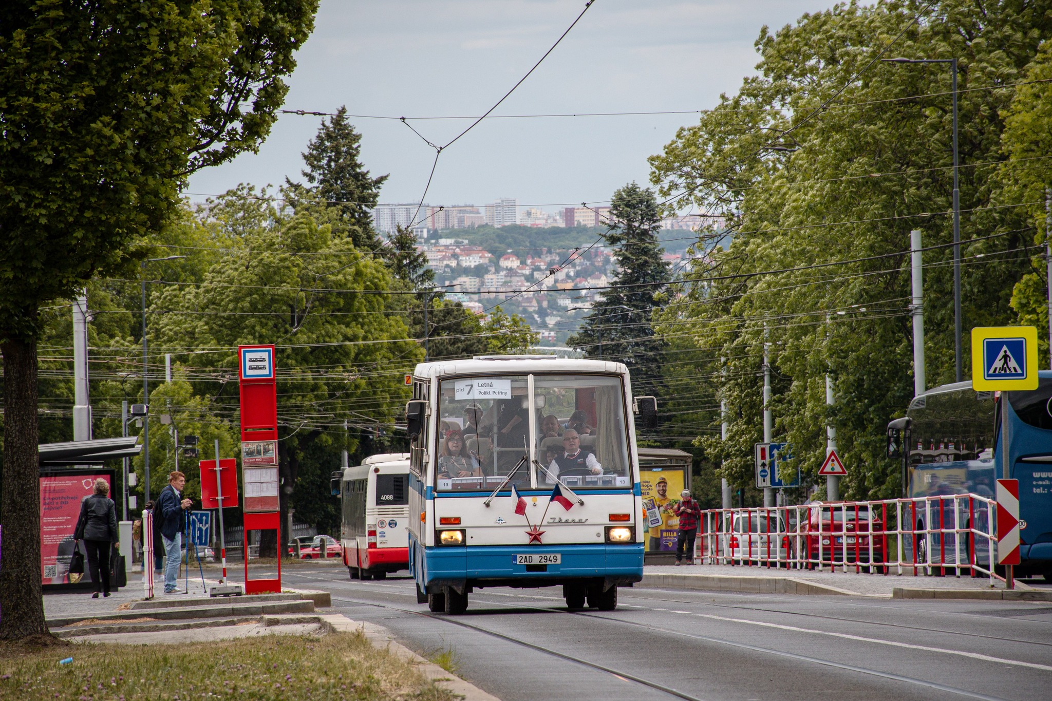 Ikarus