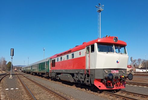 Motorová lokomotiva Bardotka (749.008)